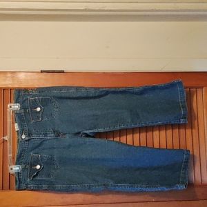 Levi's woman size 16 Capri denim jeans